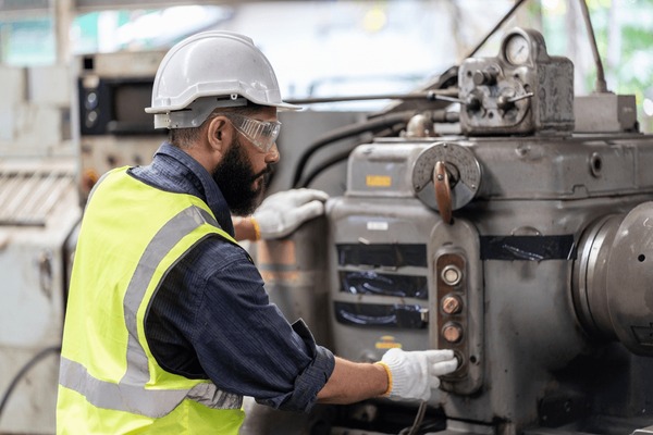 إدارة وصيانة المرافق